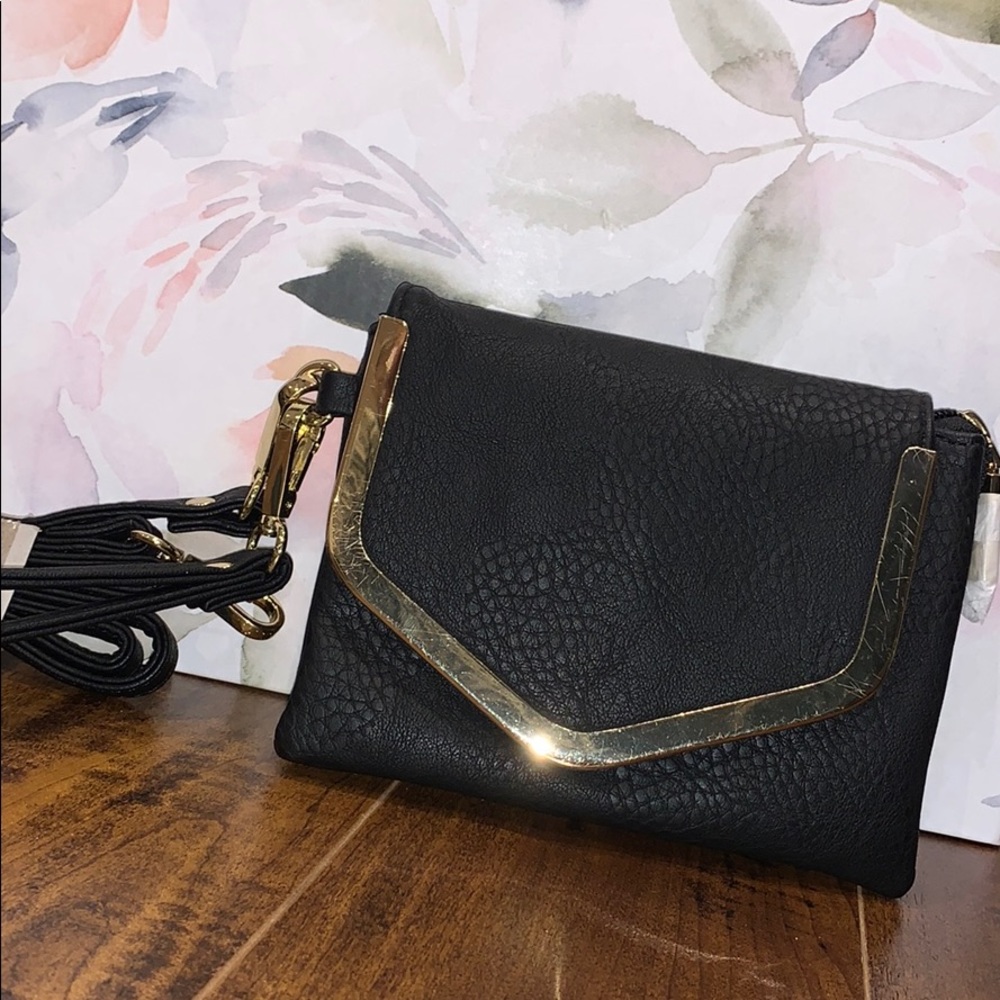 Brand New Charming Charlie’s 2 way Handbag